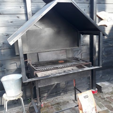 Barbecue groepsaccommodatie Brabant